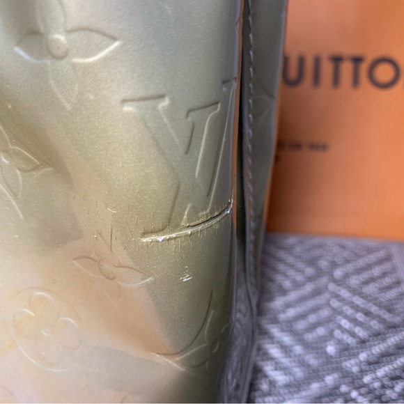 Price Drop Authentic Louis Vuitton Vernis Bag - Picture 4 of 17